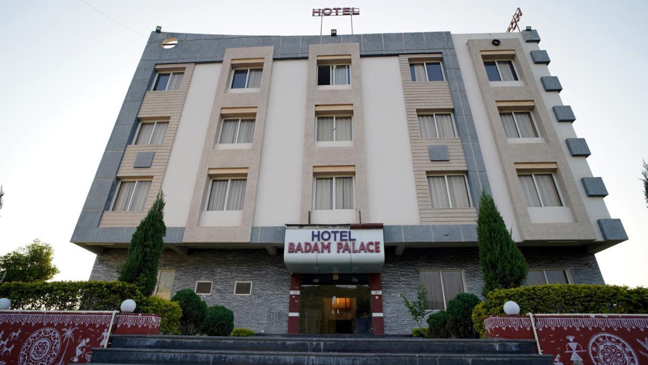 Hotel Badam Palace Udajpur Exteriér fotografie
