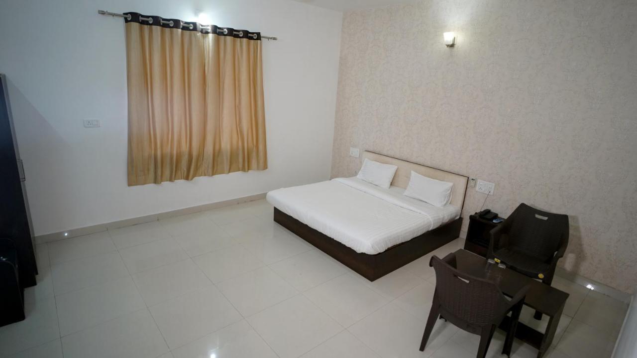 Hotel Badam Palace Udajpur Exteriér fotografie